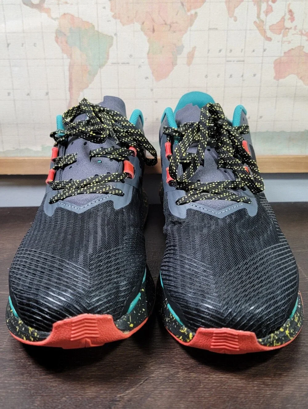 BRAND NEW The North Face Vectiv Eminus Men's Size 11.5